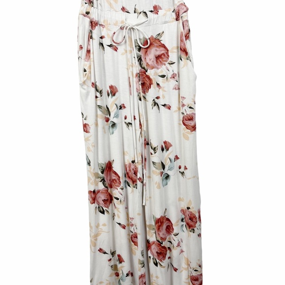 12 By Mon Ami Jumpsuit Spaghetti Strap Rose Floral Pattern - Picture 12 of 15